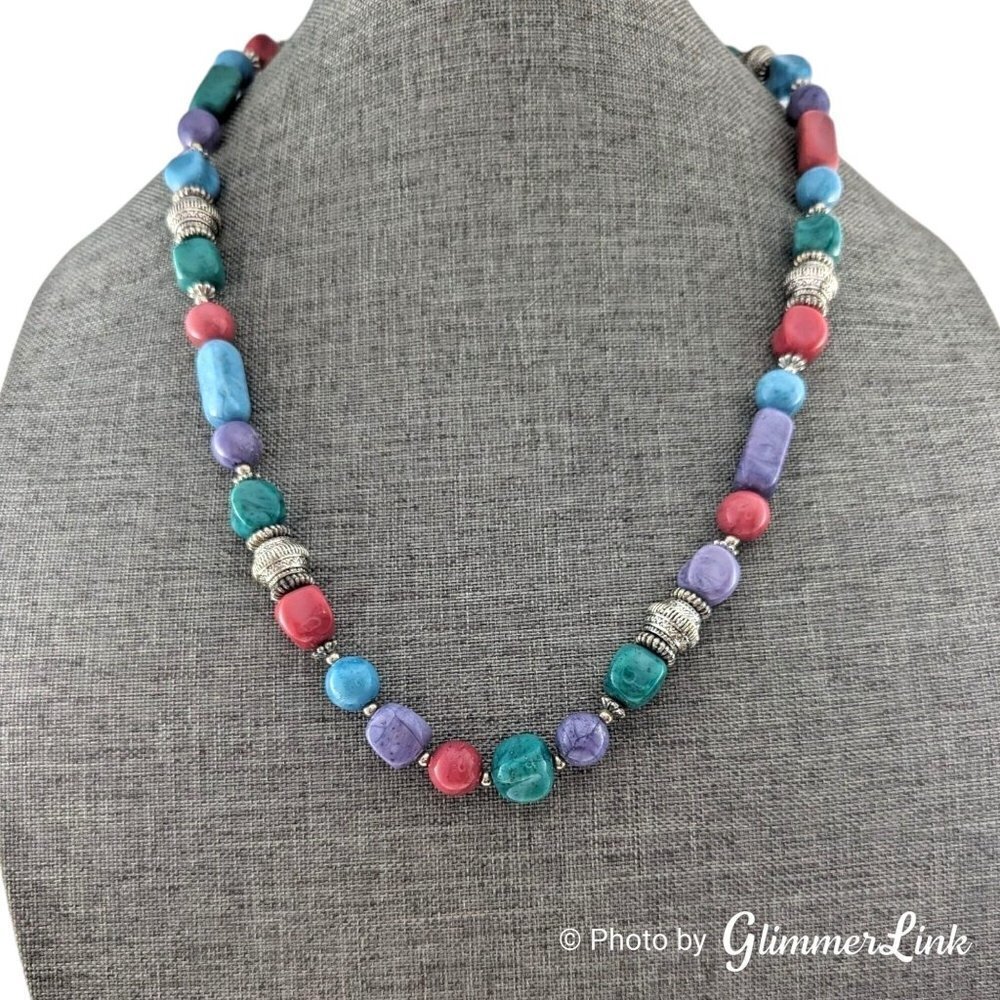 Vintage Bohemian Multicolor Marbled Lucite Beaded Silver Tone Necklace